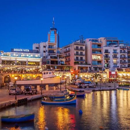 2 Bed Apt In Heart Of St Julians - 5Min From Seafront San Ġiljan Kültér fotó