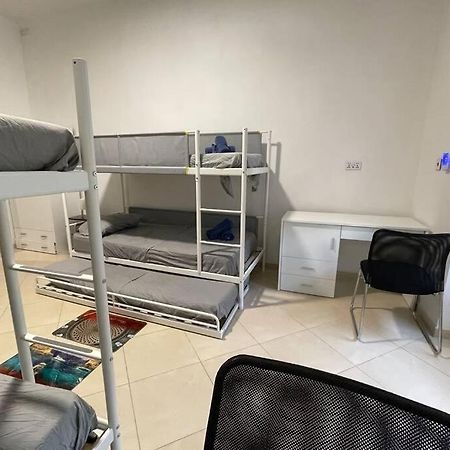 2 Bed Apt In Heart Of St Julians - 5Min From Seafront San Ġiljan Kültér fotó
