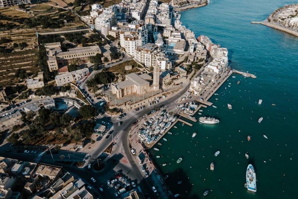 2 Bed Apt In Heart Of St Julians - 5Min From Seafront San Ġiljan Kültér fotó